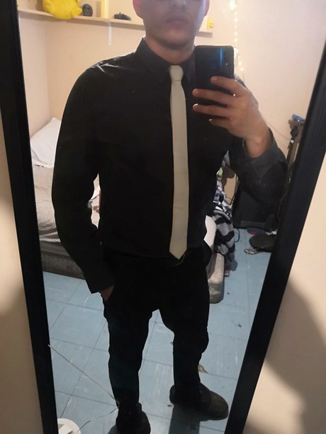 Nacktes geleaktes OnlyFans-Foto von Carlos