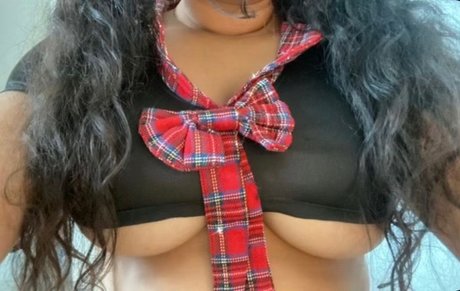 Naken läckt OnlyFans-bild av Chiara