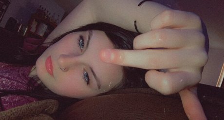 Naken läckt OnlyFans-bild av Sierra