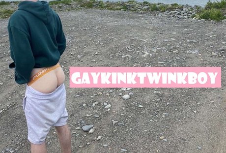 Foto desnuda filtrada de OnlyFans de Kinky Boy 