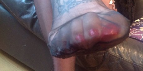 Naken läckt OnlyFans-bild av Lady Nylons