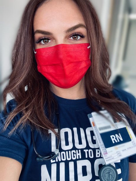 Naakte gelekte OnlyFans-foto van Christie