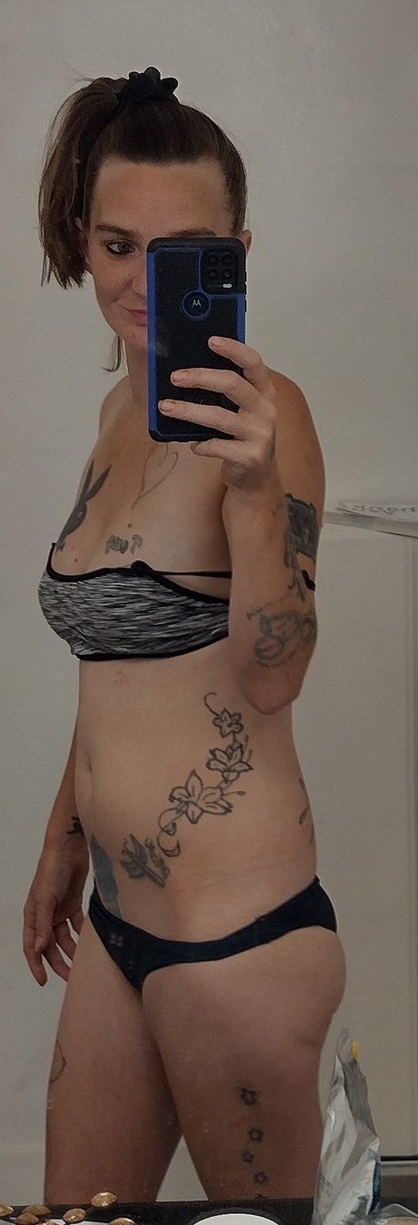 Alaston vuotanut OnlyFans-kuva Heather