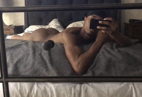 Naken läckt OnlyFans-bild av Ariesmarquis