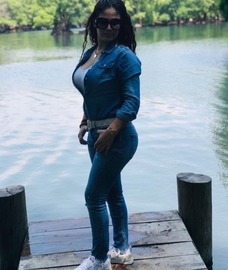 Naken läckt OnlyFans-bild av Soy La China 