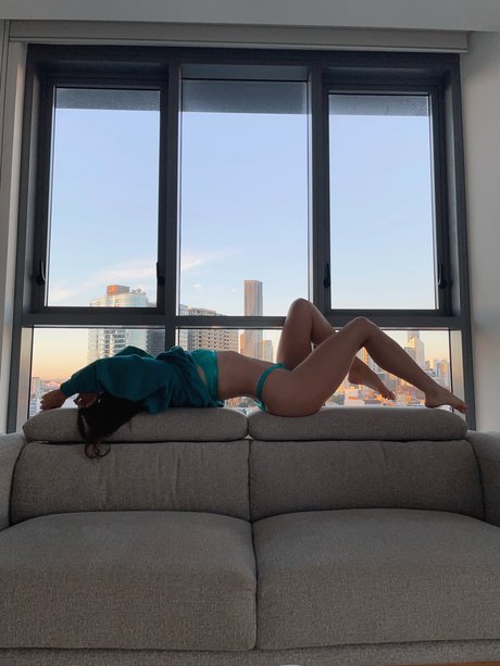 Naken läckt OnlyFans-bild av Charlotte T