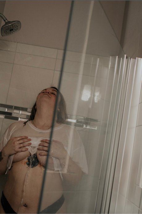 Foto nua vazada do OnlyFans de L