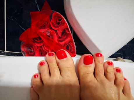Naakte gelekte OnlyFans-foto van Lola Ferraro Queen