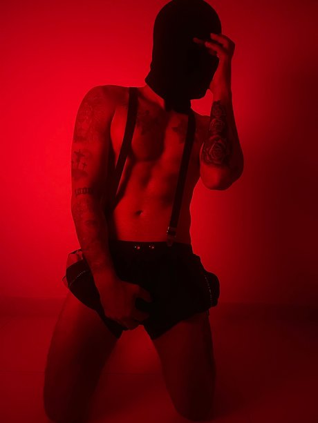 Nahá fotka uniklých OnlyFans od Juan Jose Gomez Montoya