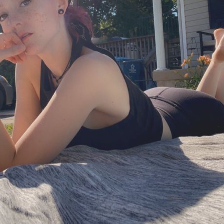 Обнаженная фотография утечки OnlyFans от Zarah
