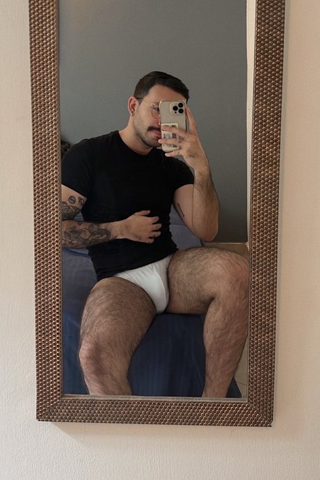 Foto nua vazada do OnlyFans de Mauro