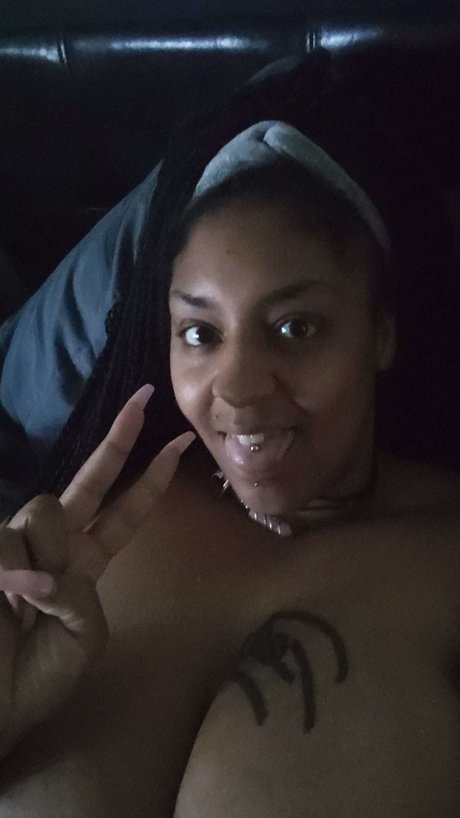 Naken läckt OnlyFans-bild av Motitsdarling