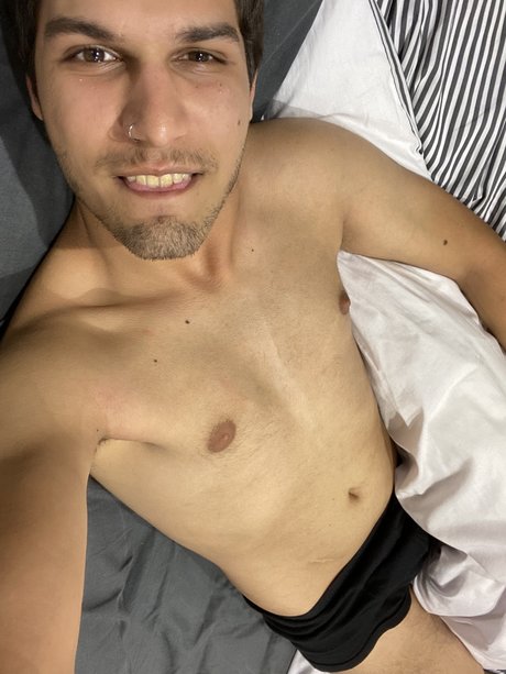 Naken läckt OnlyFans-bild av Haritzonly