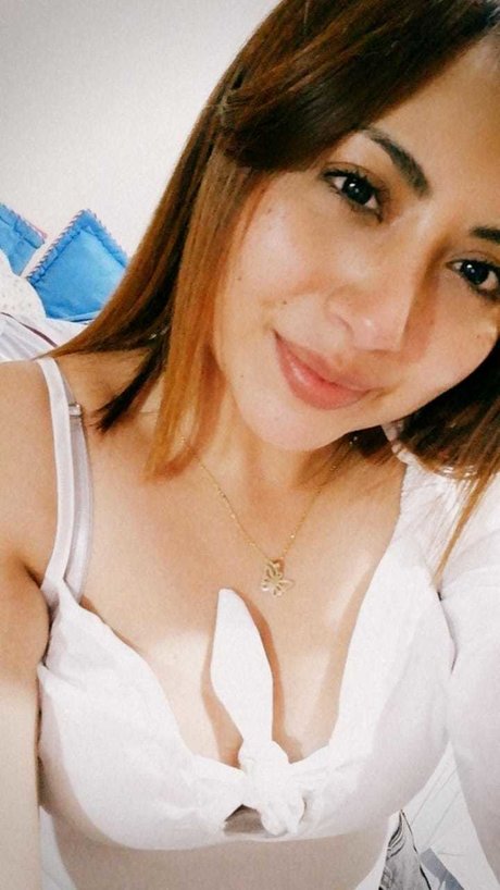 Naken lekkede OnlyFans-bilde av Lasbbys