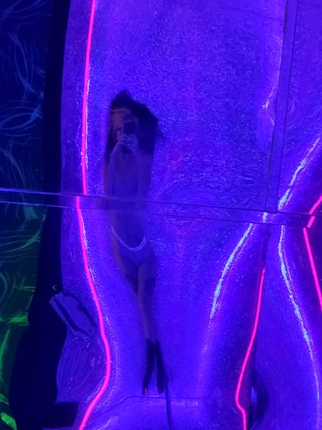 Foto nua vazada do OnlyFans de Mixie Marie 