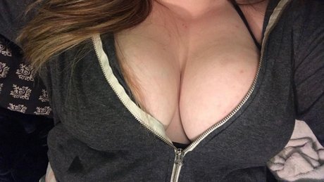 Naken läckt OnlyFans-bild av Waiting For You