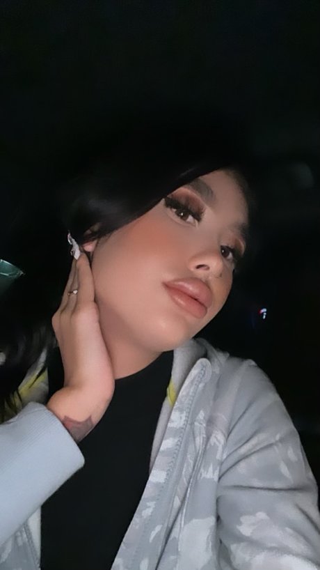 Naken läckt OnlyFans-bild av Italy Campos