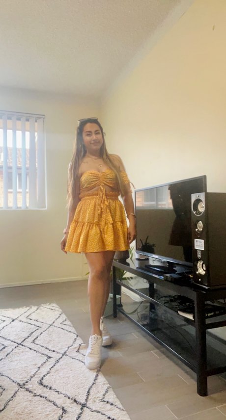 Naken läckt OnlyFans-bild av Sweet Lavander