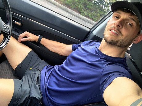 Naakte gelekte OnlyFans-foto van Mitsuriley91