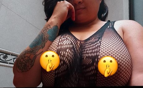 Naken läckt OnlyFans-bild av Anne
