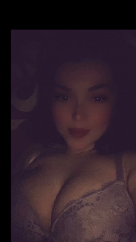 Nahá fotka uniklých OnlyFans od Samanthaxoxoxo