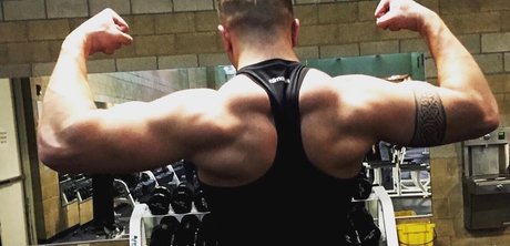 Обнаженная фотография утечки OnlyFans от Scotty