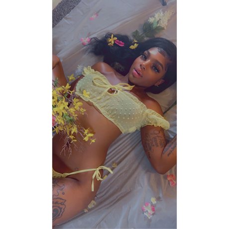 Foto nua vazada do OnlyFans de Unique