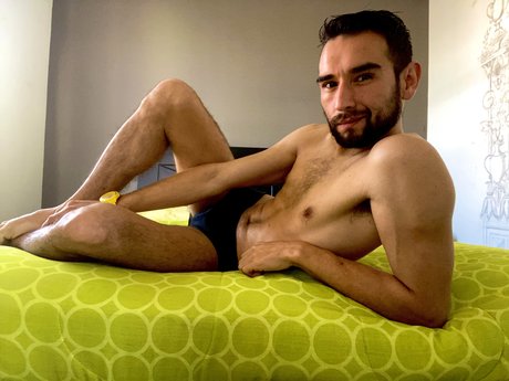 Naken läckt OnlyFans-bild av David Pardo