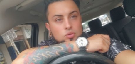 Naken läckt OnlyFans-bild av David 
