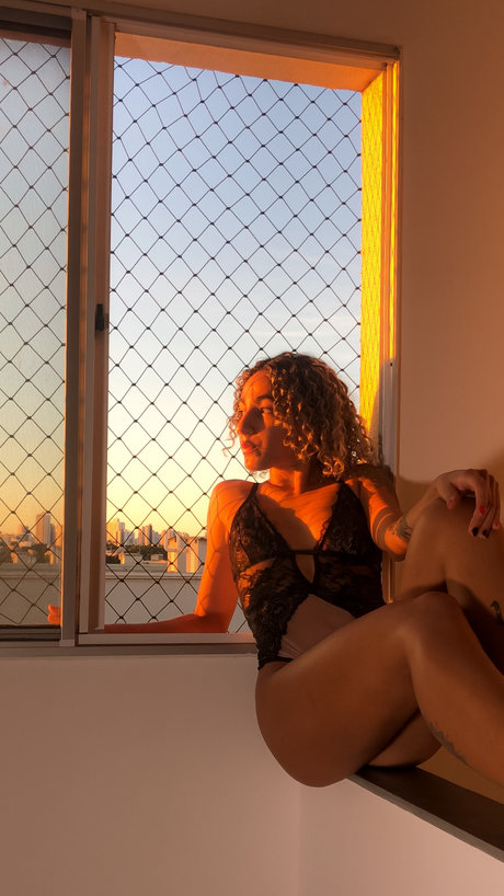 Naken läckt OnlyFans-bild av Andressa