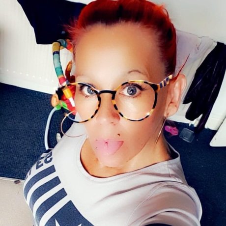 Alaston vuotanut OnlyFans-kuva Karen Macgregor