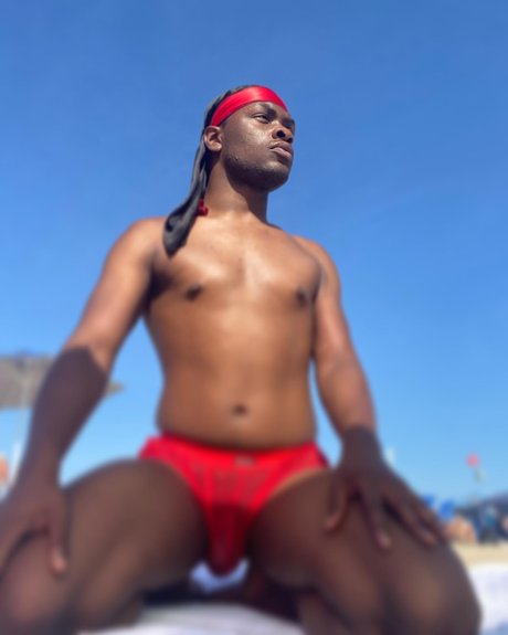 Alaston vuotanut OnlyFans-kuva Sexy Lips