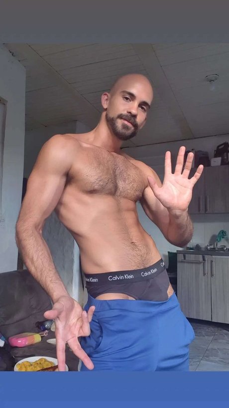 Nagie wyciekłe zdjęcie OnlyFans od Virtualboytv