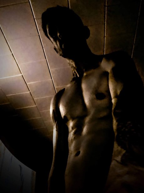 Naken läckt OnlyFans-bild av Scott Lloyd