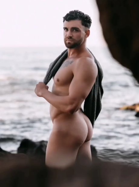 Nøgent lækket OnlyFans-billede af Sergio