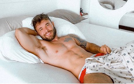 Nagie wyciekłe zdjęcie OnlyFans od Lowi