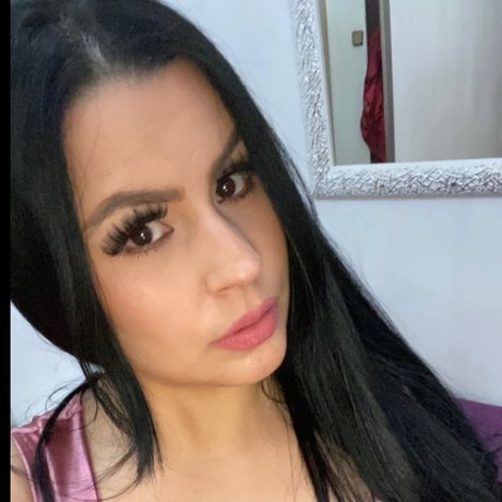 Naken läckt OnlyFans-bild av Rosy