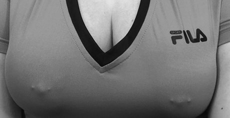 Foto desnuda filtrada de OnlyFans de Kenz