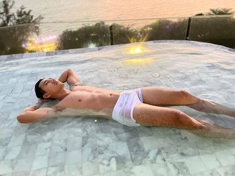 Nahá fotka uniklých OnlyFans od  9