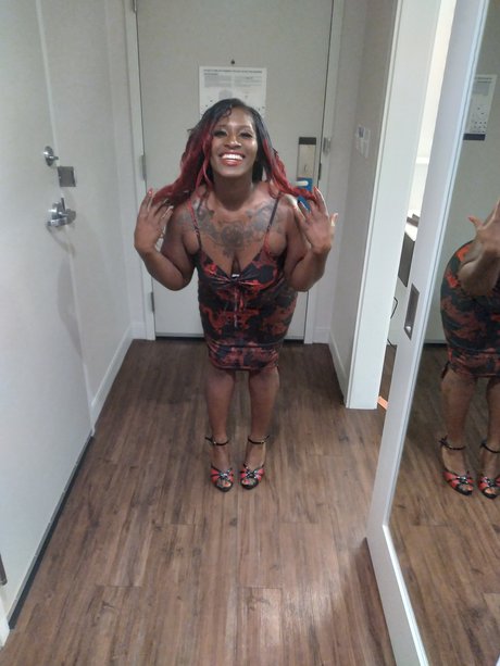 Naken läckt OnlyFans-bild av Creammarie