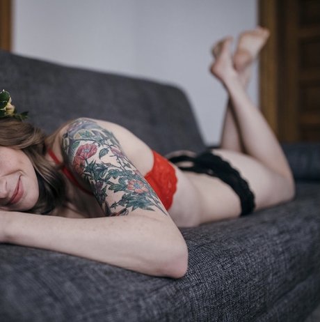 Обнаженная фотография утечки OnlyFans от Milky Maid