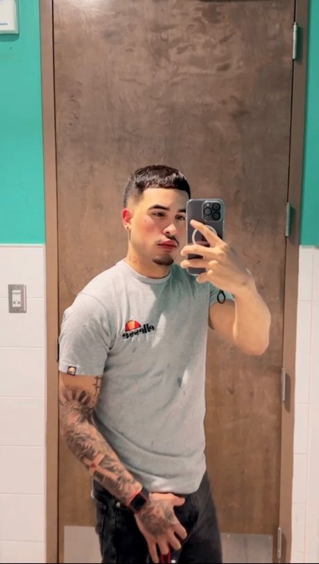 Nagie wyciekłe zdjęcie OnlyFans od  Braillll 