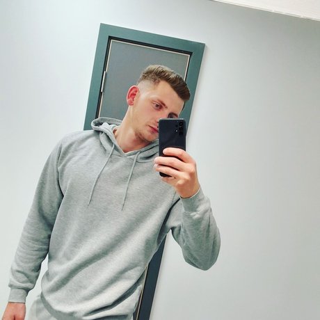 Nahá fotka uniklých OnlyFans od Josh0f