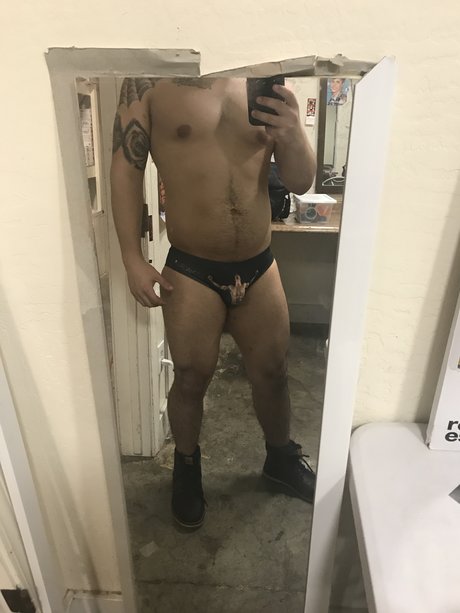 Naken läckt OnlyFans-bild av Jovany Rodriguez