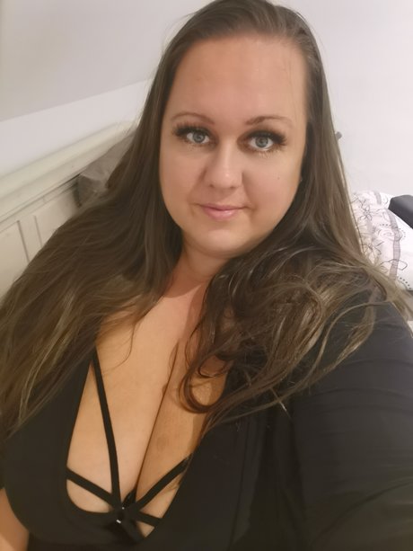 Naken läckt OnlyFans-bild av Beverlyboobs105l