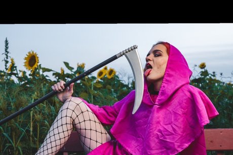 Nahá fotka uniklých OnlyFans od Redthread