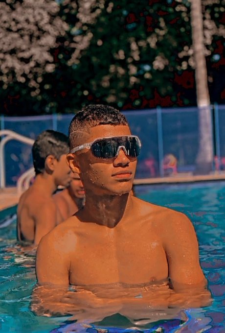 Naken läckt OnlyFans-bild av Daniel Andrs Lpez Gmez
