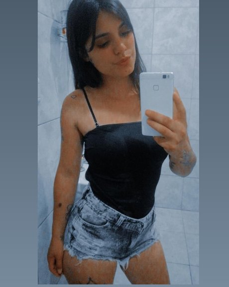 Nagie wyciekłe zdjęcie OnlyFans od Yamila