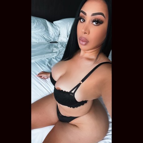Its Foreign Baddie Baby