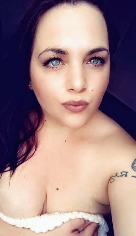 Naken läckt OnlyFans-bild av Mandy